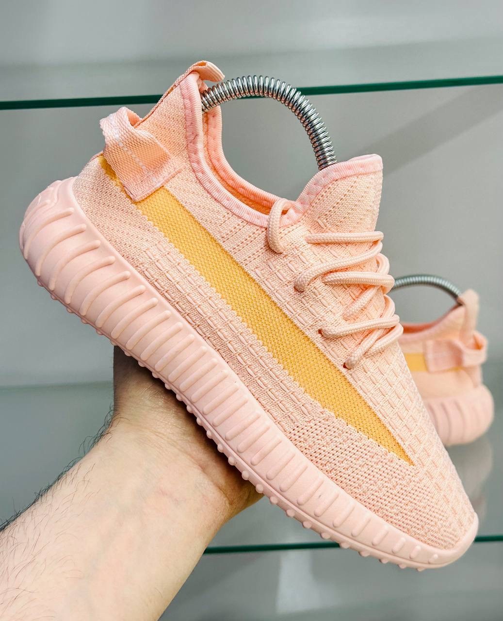 женские кроссовки,adidas yeezy boost 350 v 2,adidas yeezy boost 350 v2 cinder,adidas yeezy boost 350, кроссовки