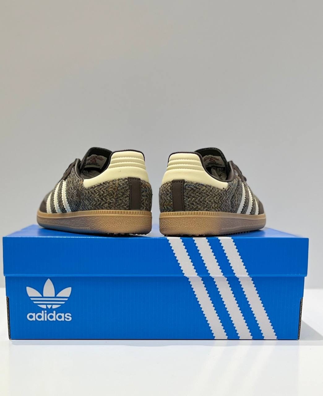 кроссовки adidas samba og,adidas кроссовки adidas,кроссовки adidas samba,кроссовки adidas samba og tweed pack-dark brown коричневый,кроссовки adidas samba og tweed pack dark brown
