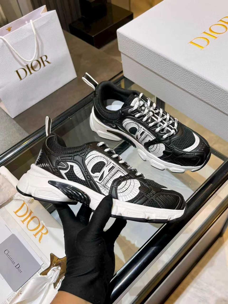 кроссовки dior,кроссовки christian dior,диор кроссовки,женские кроссовки,кроссовки dior женские