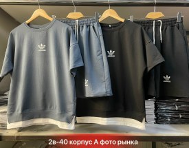 Костюм