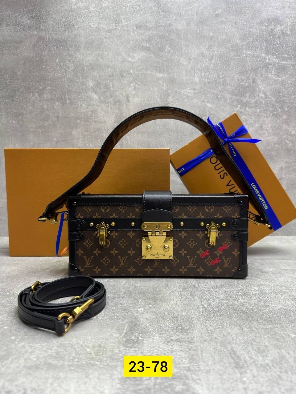 louis vuitton petit malle,сумка louis vuitton,louis vuitton женская сумка,луи виттон сумка,луи виттон сумка через плечо женская