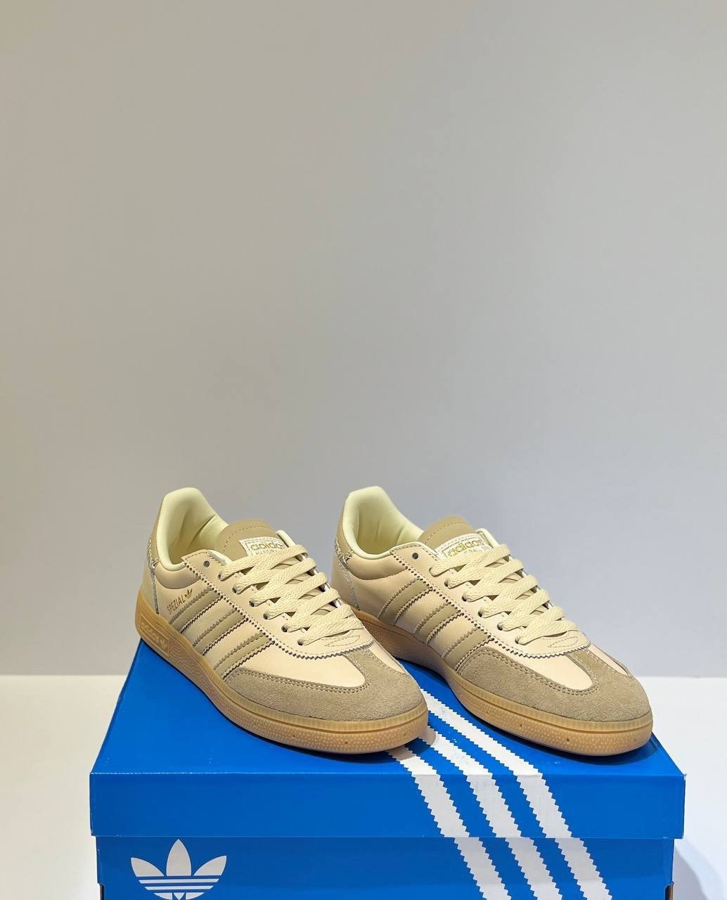 adidas originals handball spezial,adidas handball spezial cream white beige,adidas originals handball spezial brown,adidas handball spezial,adidas handball spezial cream white wonder beige