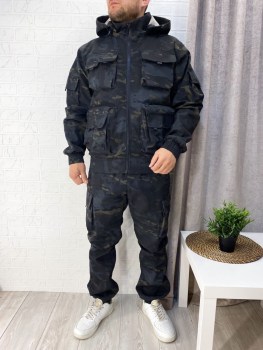 Костюм
