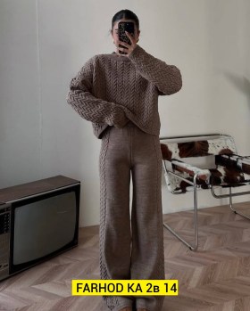 Костюм