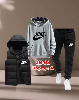 Костюм