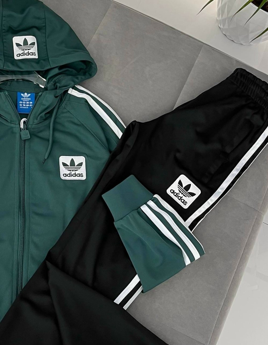 костюм спортивный adidas,спортивный костюм адидас,спортивный костюм adidas мужской,костюм адидас,спортивный костюм adidas originals