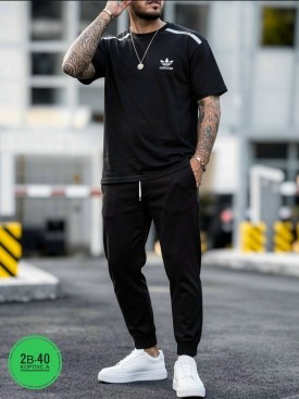 Костюм