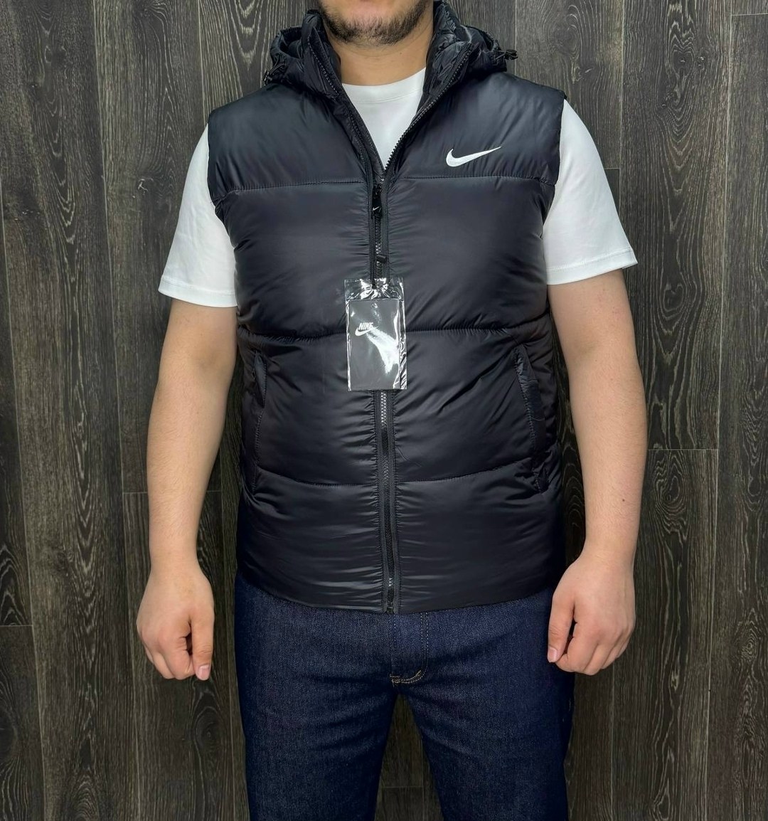 жилетка мужская,жилетка найк мужская черная,жилетка nike,безрукавка мужская,жилет мужской