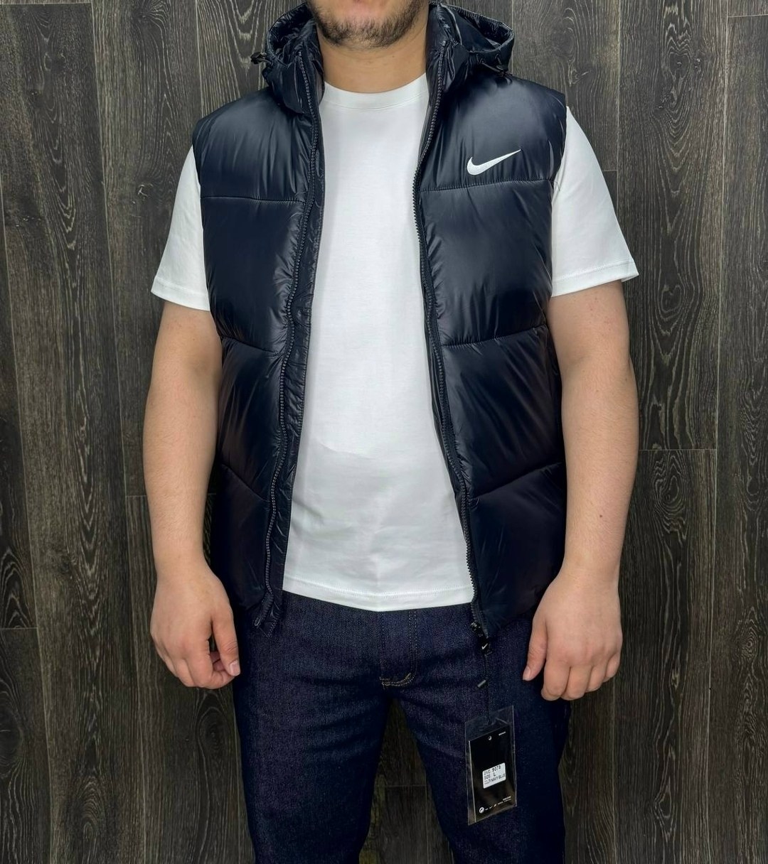 жилетка мужская,жилетка найк мужская черная,жилетка nike,безрукавка мужская,жилет мужской