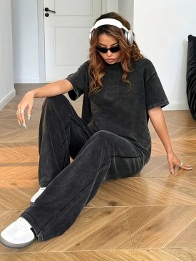 Костюм
