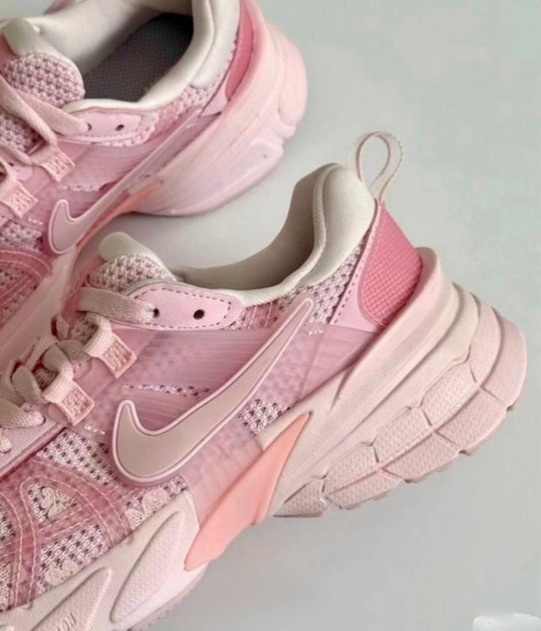 кроссовки nike женские,nike розовые кроссовки,nike v2k run женские беговые кроссовки,кроссовки,nike розовые кроссовки v2k run для женщин