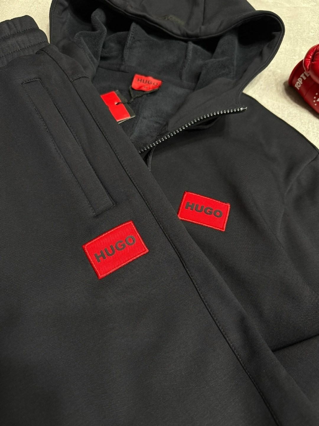 спортивный костюм hugo boss,спортивный костюм хьюго босс,спортивный костюм hugo,спортивный костюм мужской,спортивный костюм hugo boss на флисе