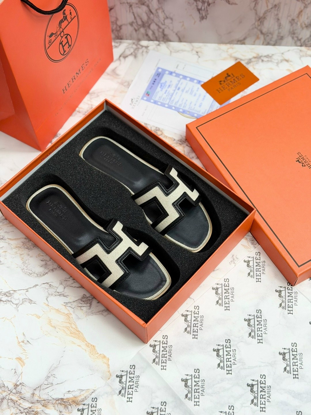 шлепанцы hermes,шлепки эрмес,шлепки hermes женские,шлепки хермес оран,шлепанцы эрмес