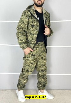 Костюм