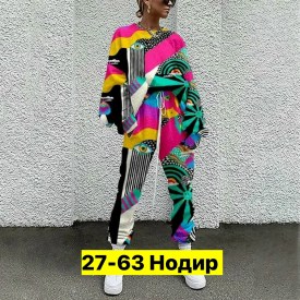Костюм