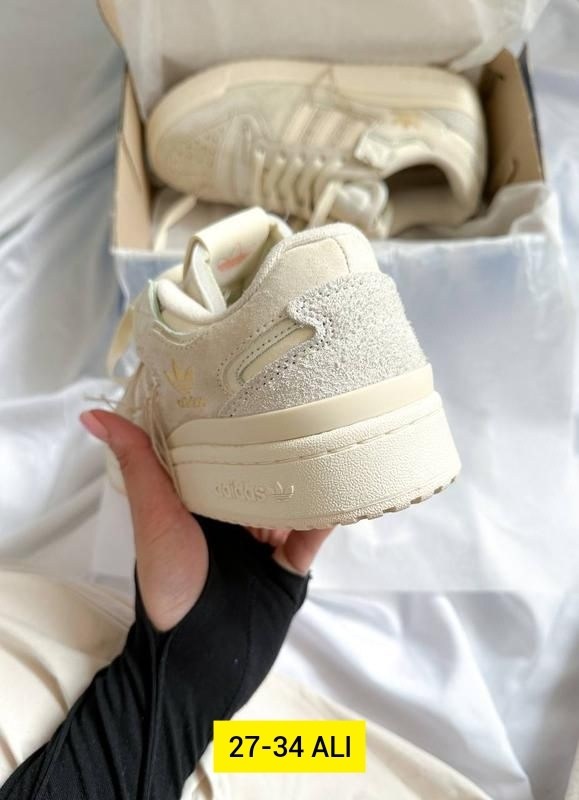кроссовки adidas,кроссовки женские adidas,,женские кроссовки, женская