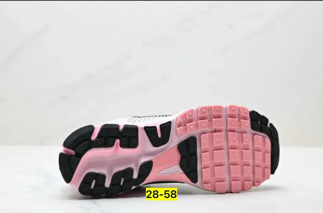 кроссовки nike zoom vomero 5,nike zoom vomero 5,nike air zoom vomero 5,кроссовки nike air zoom vomero 5,женские кроссовки nike air zoom vomero 5