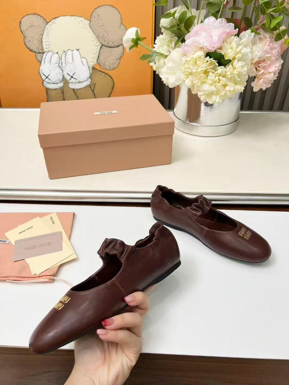 ,женские черные замшевые туфли miu miu,балетки miu miu,женские черные замшевые туфли miu miu lm-21960,женские балетки