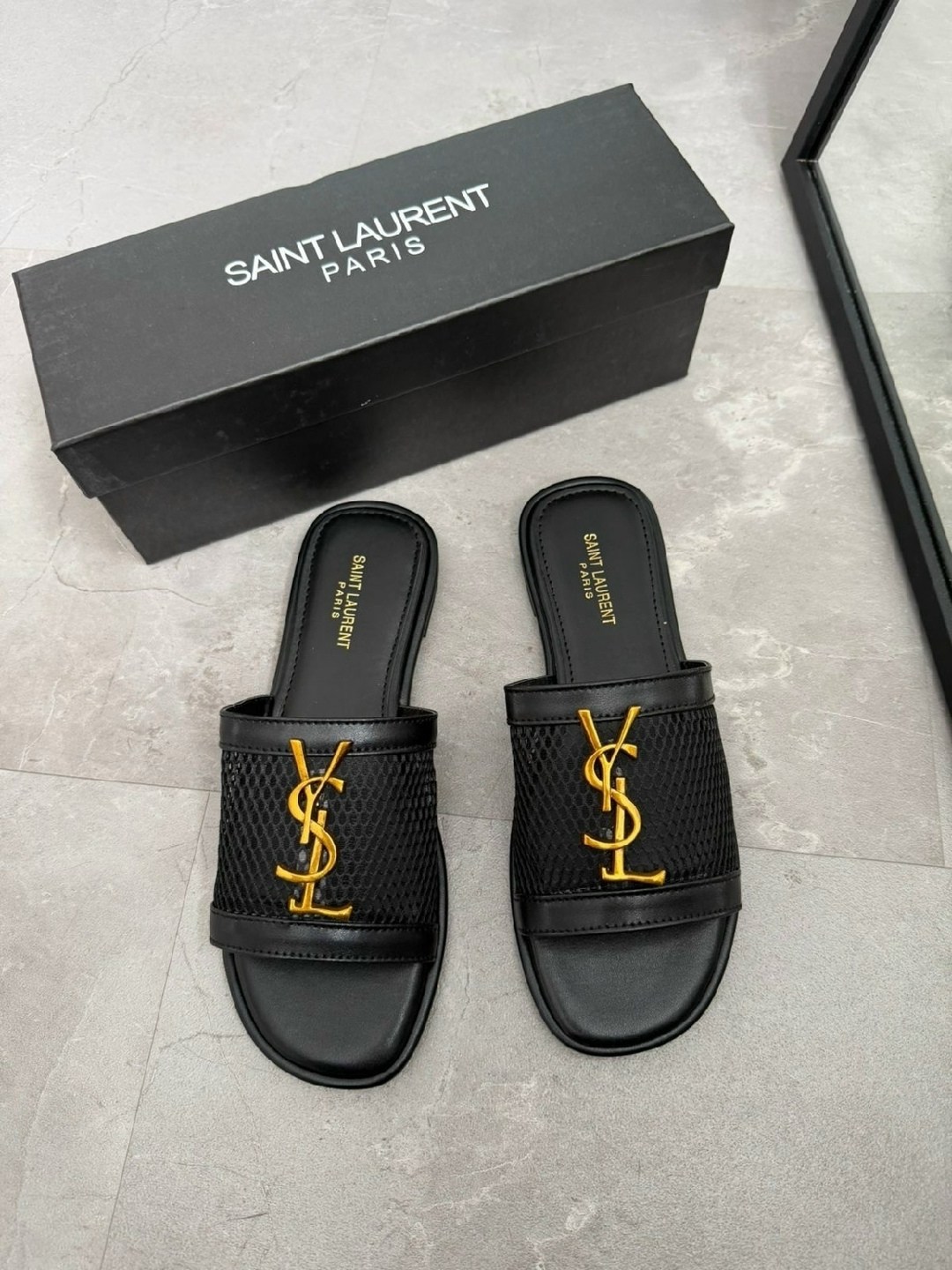 шлепки ив сен лоран,босоножки yves saint laurent,,шлепанцы женские,босоножки ysl
