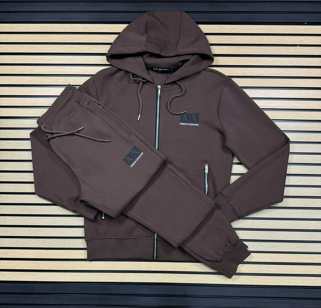 спортивный костюм armani exchange,мужской спортивный костюм armani exchange,спортивный костюм эмпорио армани мужской,спортивный костюм armani exchange черный,спортивный костюм emporio armani