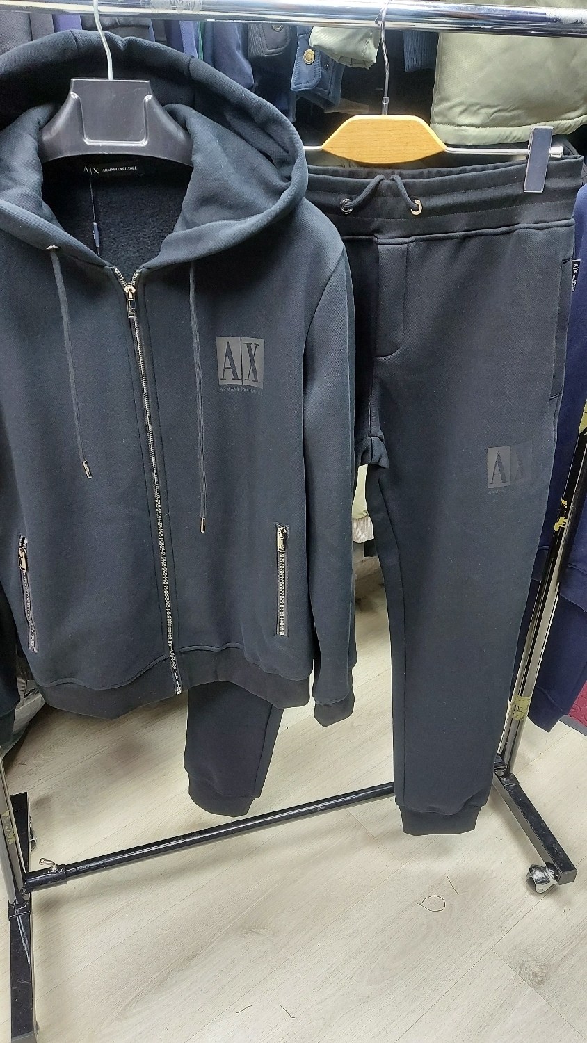 спортивные штаны armani exchange,спортивные брюки,брюки спортивные мужские,спортивные штаны,мужские брюки