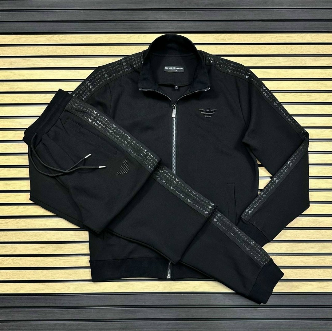 спортивный костюм armani exchange,мужской спортивный костюм armani exchange,спортивный костюм эмпорио армани мужской,спортивный костюм armani exchange черный,спортивный костюм emporio armani