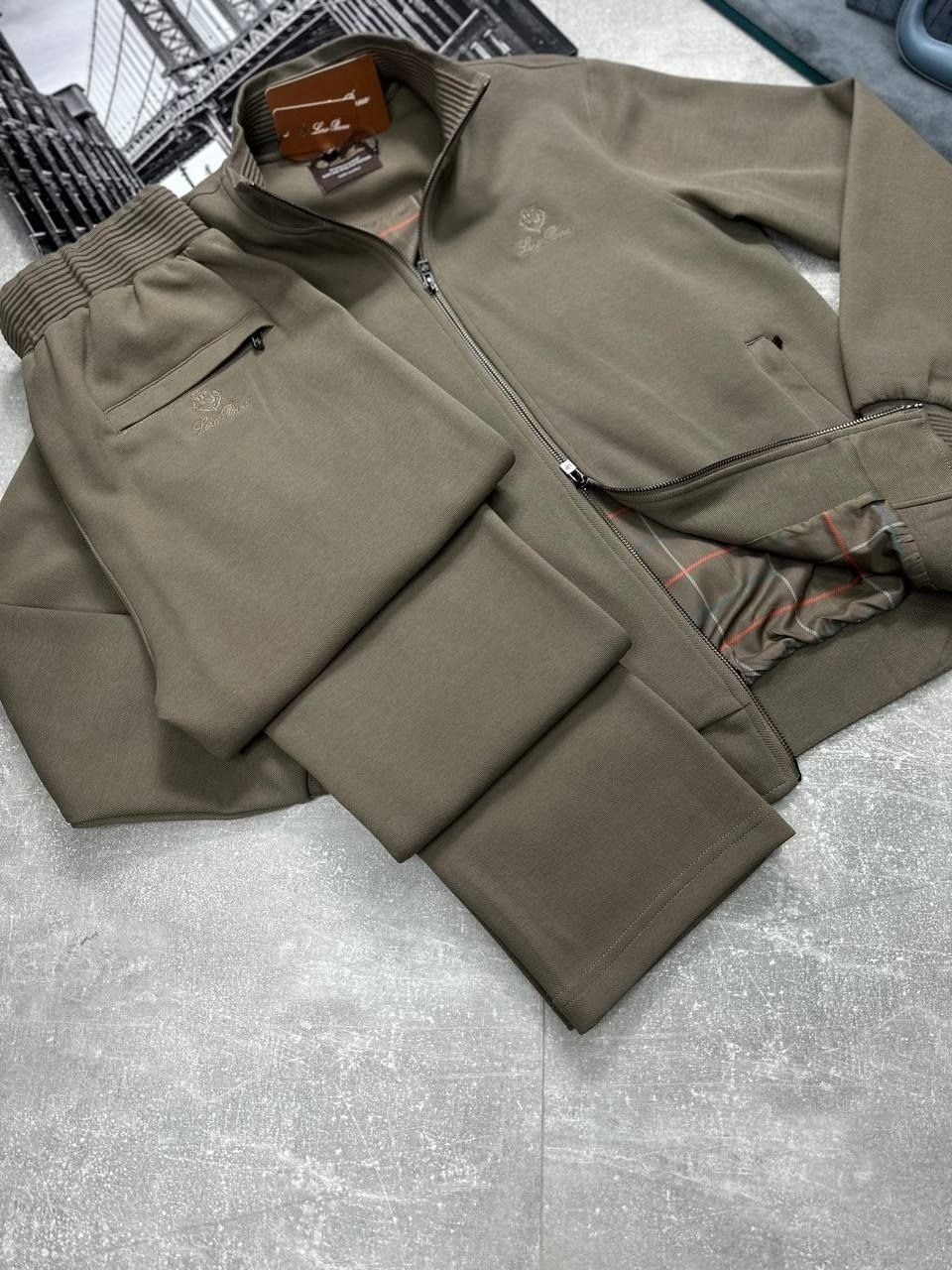 спортивный костюм brunello cucinelli,спортивный костюм loro piana,спортивный костюм zegna,мужской спортивный костюм,мужской костюм
