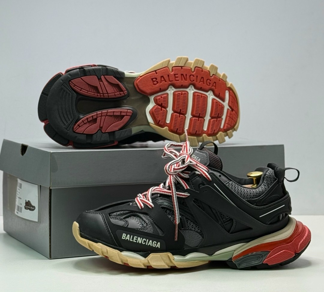 кроссовки balenciaga track trainer black red,кроссовки balenciaga track,кроссовки balenciaga,кроссовки баленсиага трек,кроссовки balenciaga track trainer black red черный