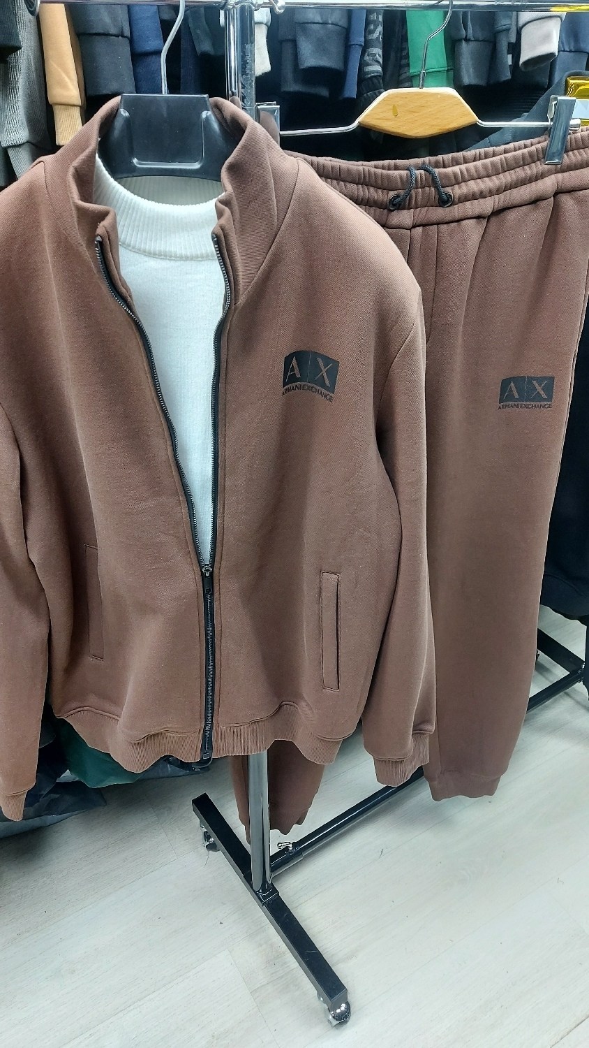 спортивные штаны armani exchange,спортивные брюки,брюки спортивные мужские,спортивные штаны,мужские брюки