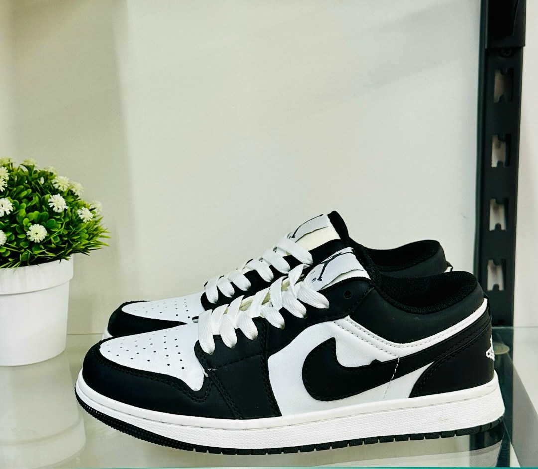 кроссовки air jordan 1 low panda оригинал,кроссовки nike air jordan 1 low,кроссовки air jordan 1 low panda,nike air jordan 1 low,кроссовки мужские