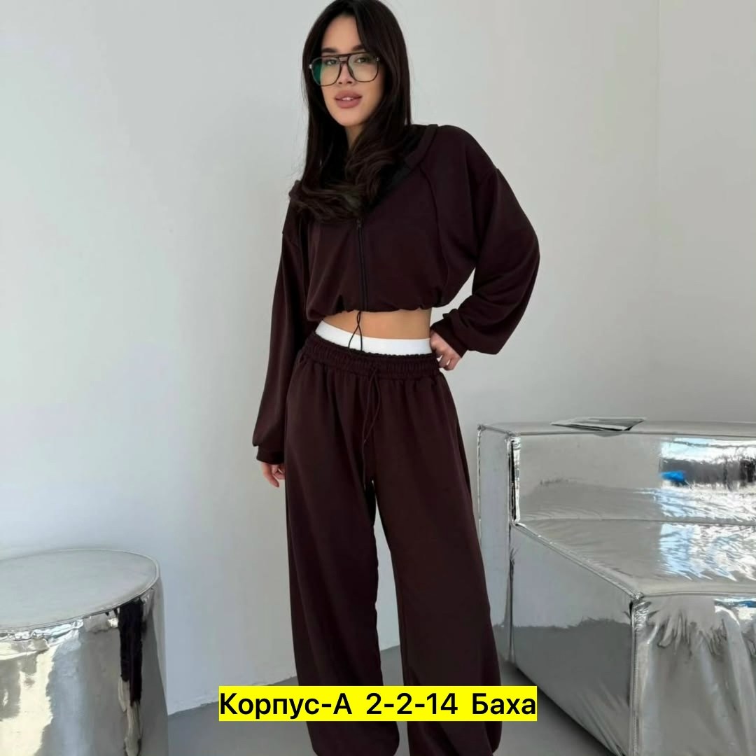 велюровый костюм,костюм женский,женский спортивный костюм,спортивный костюм,розовый костюм