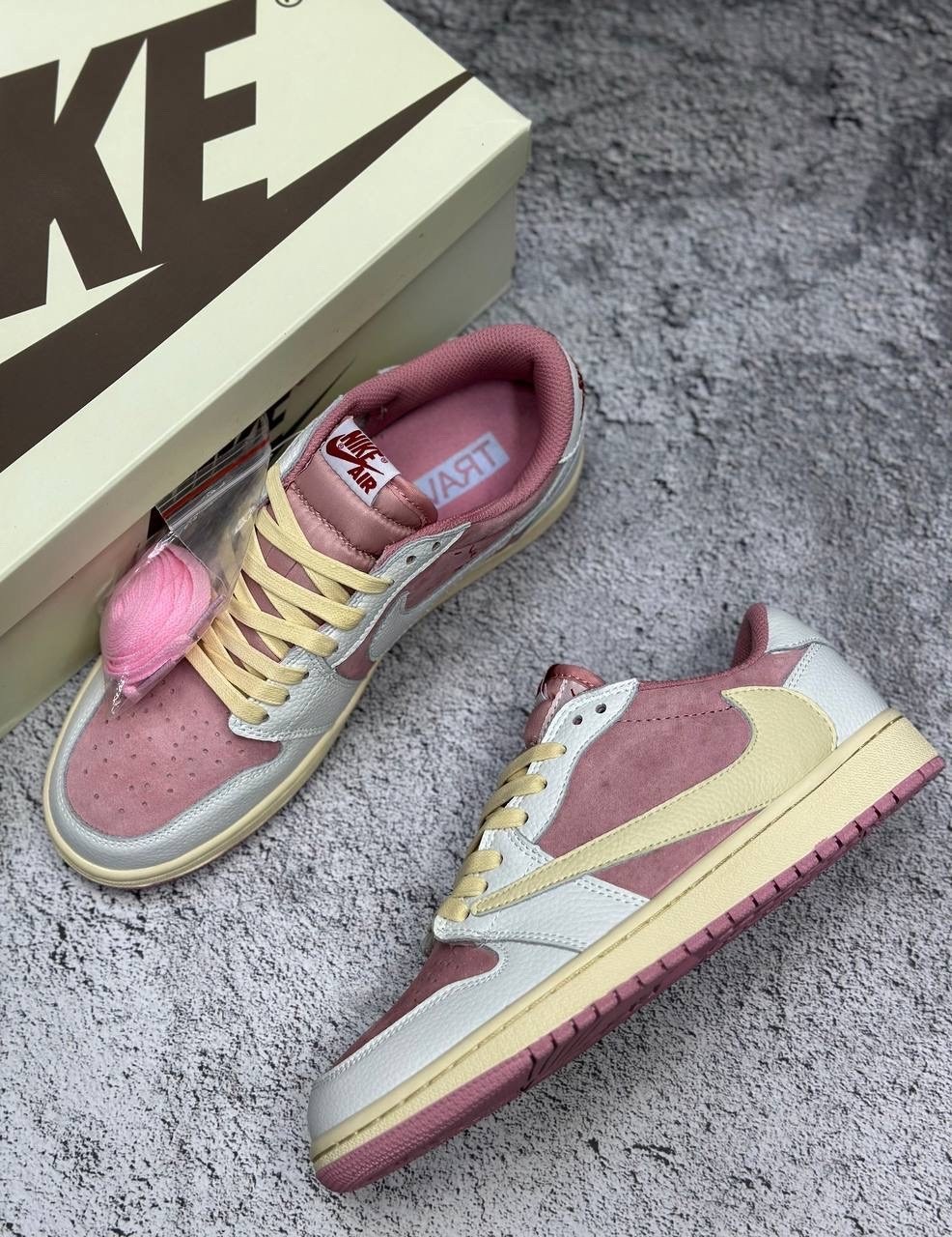 travis scott x air jordan 1 low sail/shy pink,nike air jordan 1 low x travis scott,travis scott x air jordan 1 low og shy pink,nike air jordan 1 low x travis scott sail shy pink,кроссовки travis scott