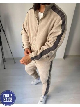 Костюм
