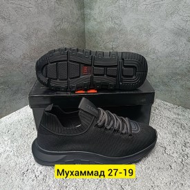 Кроссовки