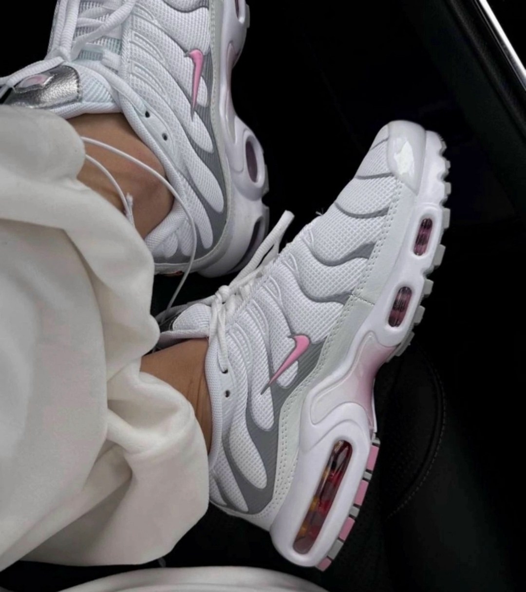 кроссовки спортивные air max tn plus nike,кроссовки женские air max tn plus nike,кроссовки air max tn plus nike,кроссовки летние спортивные nike air max tn plus,nike air max tn plus pink