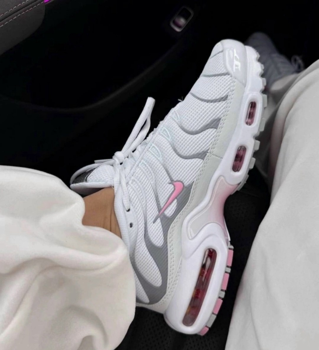 кроссовки спортивные air max tn plus nike,кроссовки женские air max tn plus nike,кроссовки air max tn plus nike,кроссовки летние спортивные nike air max tn plus,nike air max tn plus pink