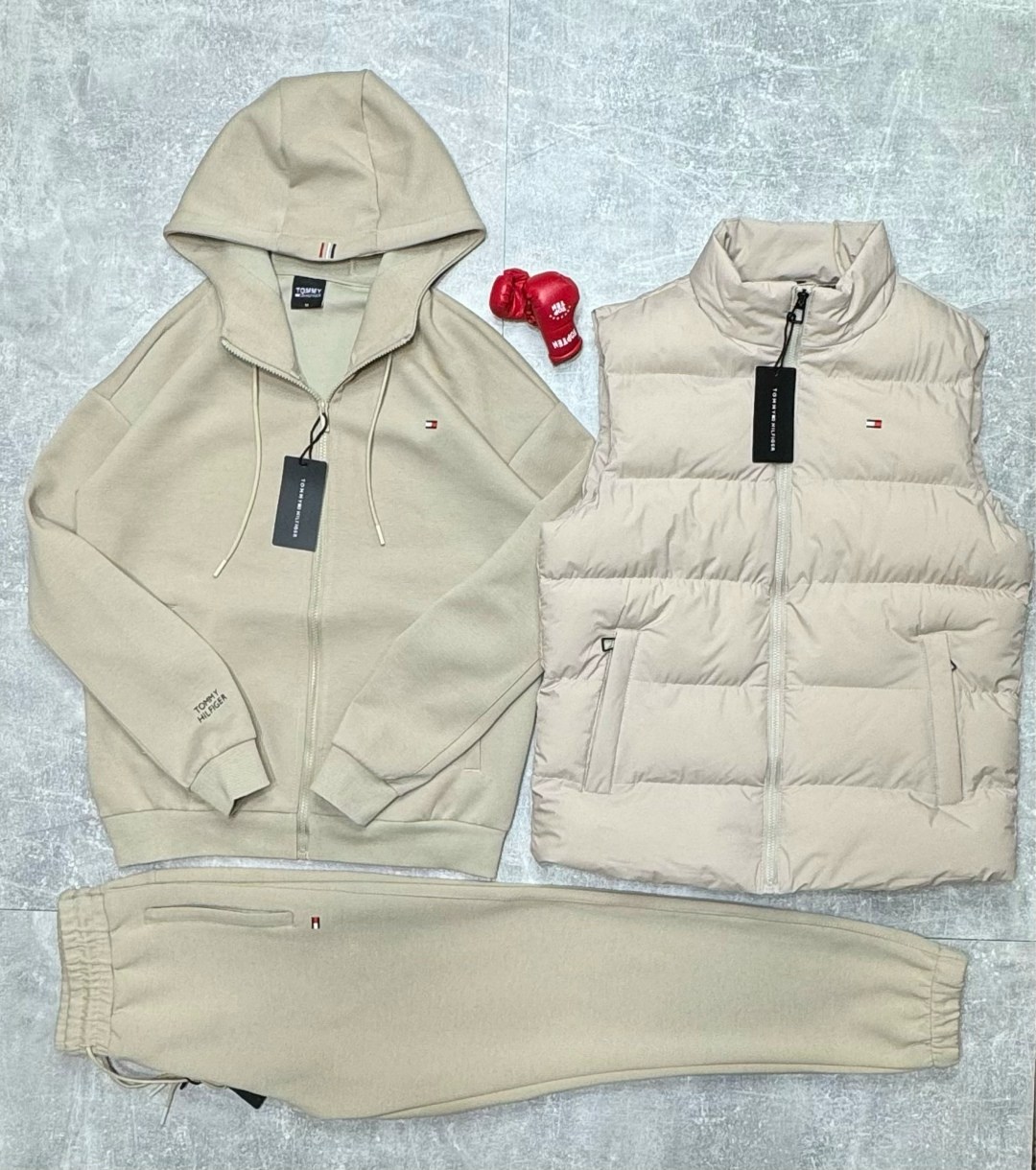 спортивный костюм томми хилфигер мужские,спортивный костюм tommy hilfiger,спортивные костюмы утепленные,костюм спортивный
