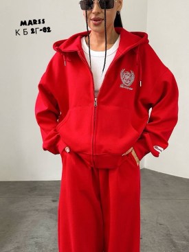Костюм