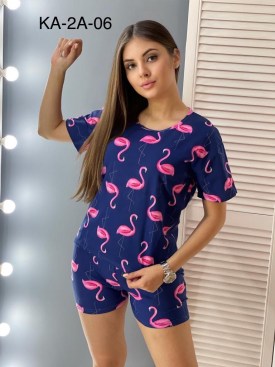 Костюм