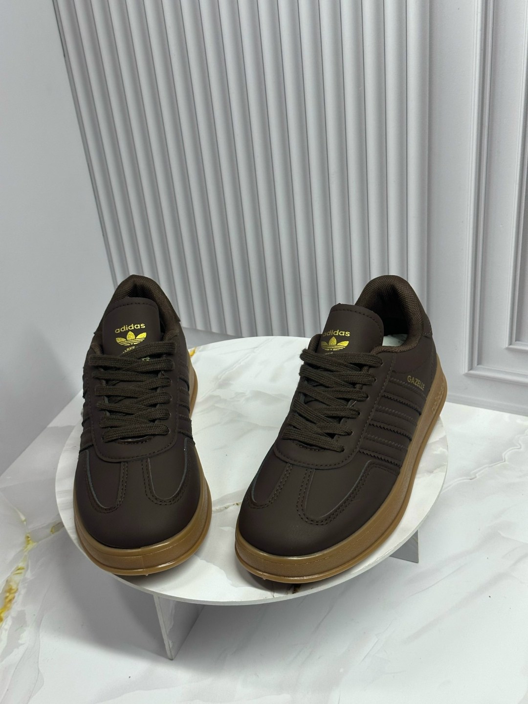 коричневые кроссовки адидас,,кроссовки adidas,adidas original,adidas city series