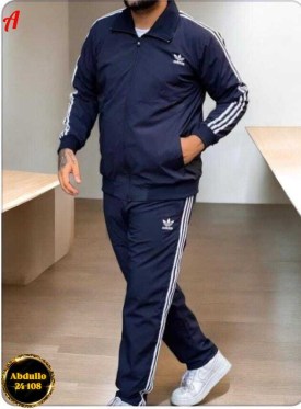 Костюм