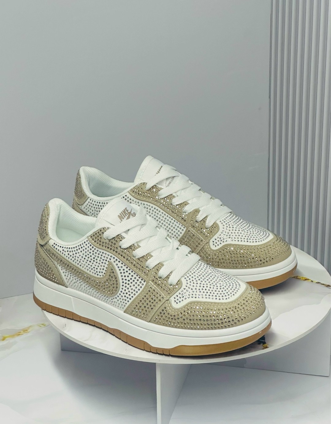кроссовки,спортивная ,кроссовки женскиe,nike air force 1, женская