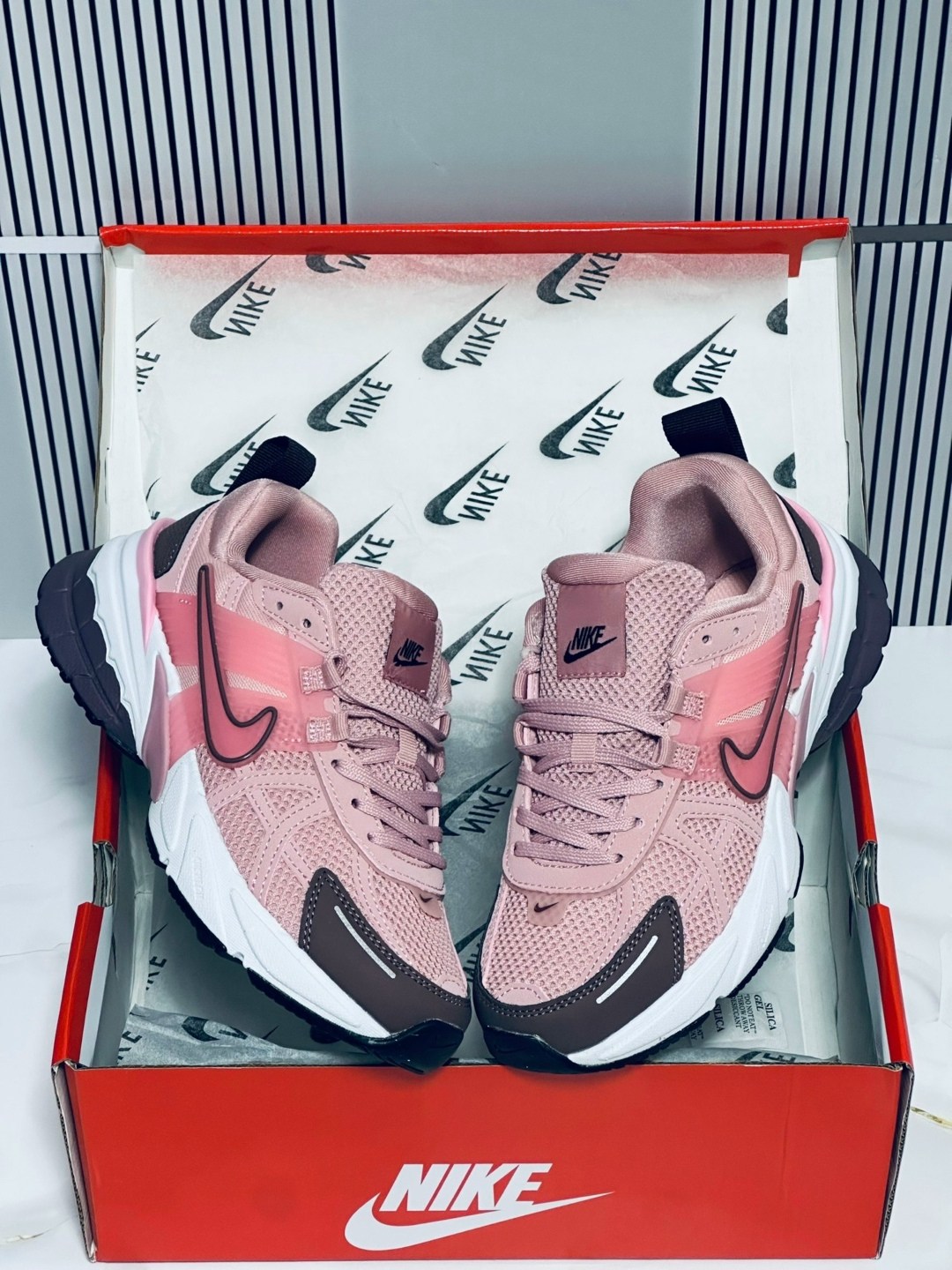 кроссовки nike женские,кроссовки nike,женские кроссовки,кроссовки,спортивная