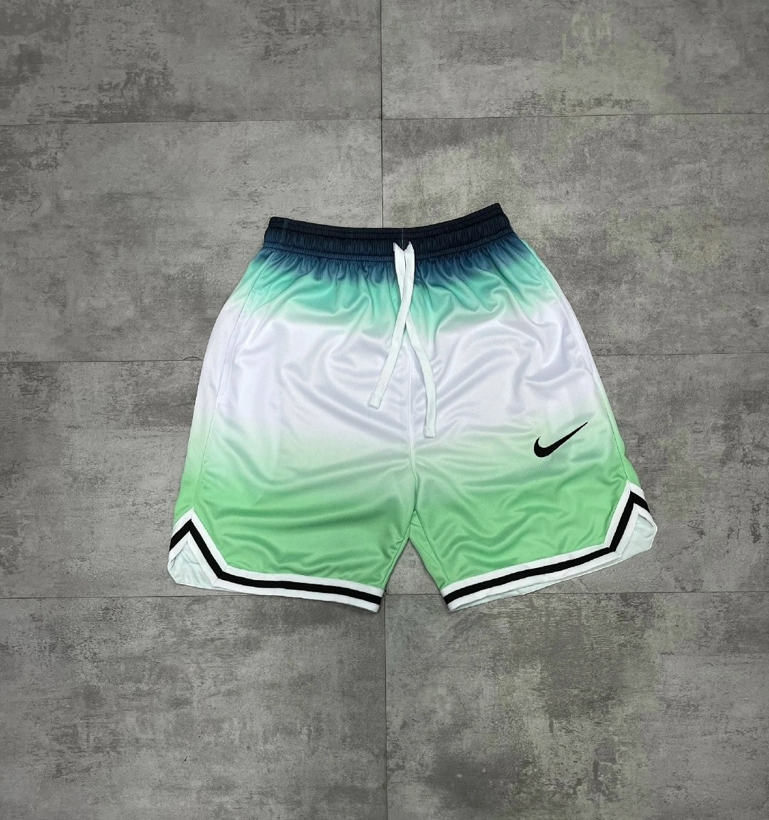 мужские спортивные шорты nike,шорты мужские спортивные,шорты мужские nike,баскетбольные шорты nike,шорты баскетбольные