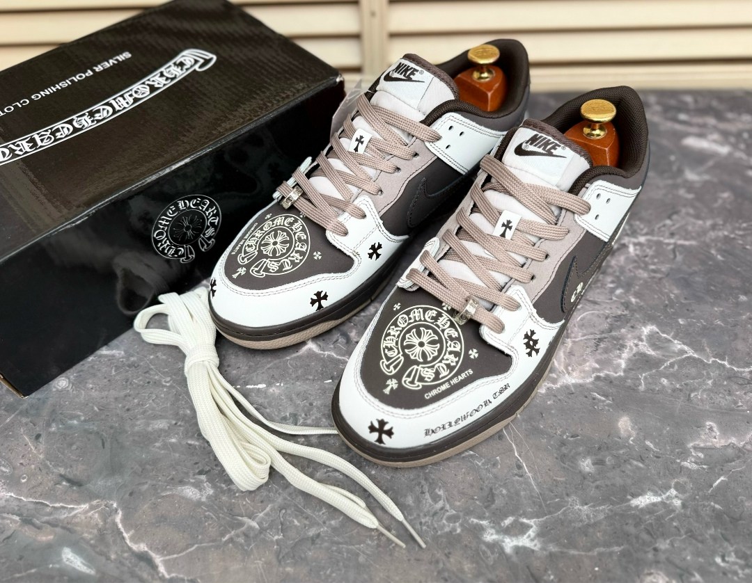 кроссовки nike sb dunk low chrome hearts,кроссовки chrome hearts x nike sb dunk low,кроссовки chrome hearts,кроссовки sb dunk low chrome hearts,кроссовки nike dunk chrome hearts