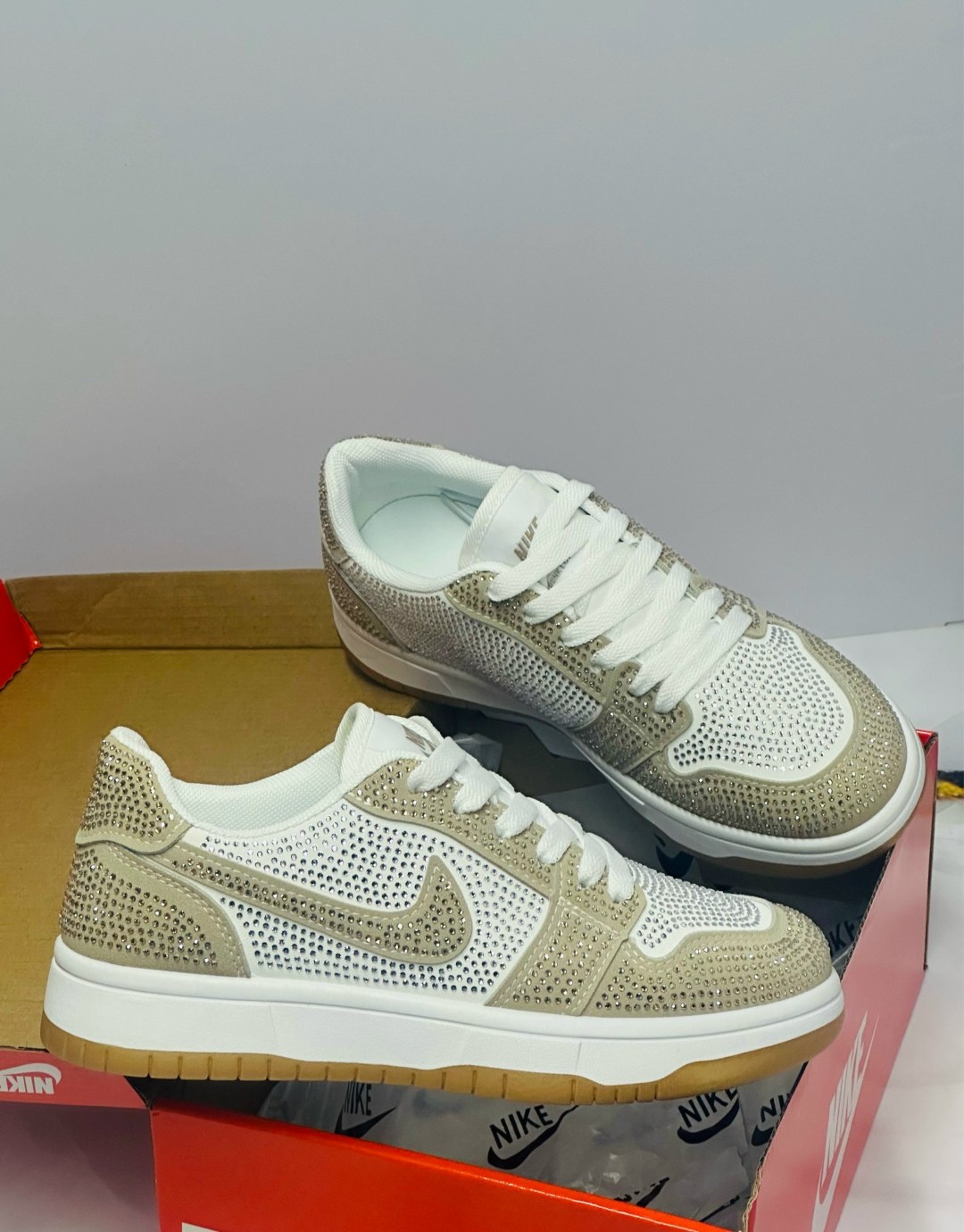 кроссовки,спортивная ,кроссовки женскиe,nike air force 1, женская