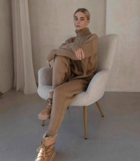 Костюм