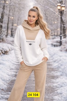 Костюм