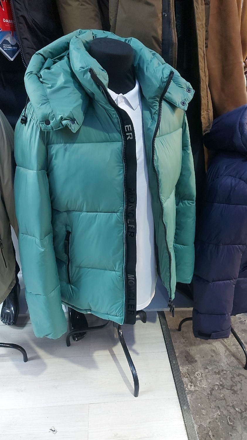пуховик мужской moncler,куртка moncler зимняя,moncler мужская зимняя куртка,мужской чёрный пуховик moncler vezere,пуховик moncler