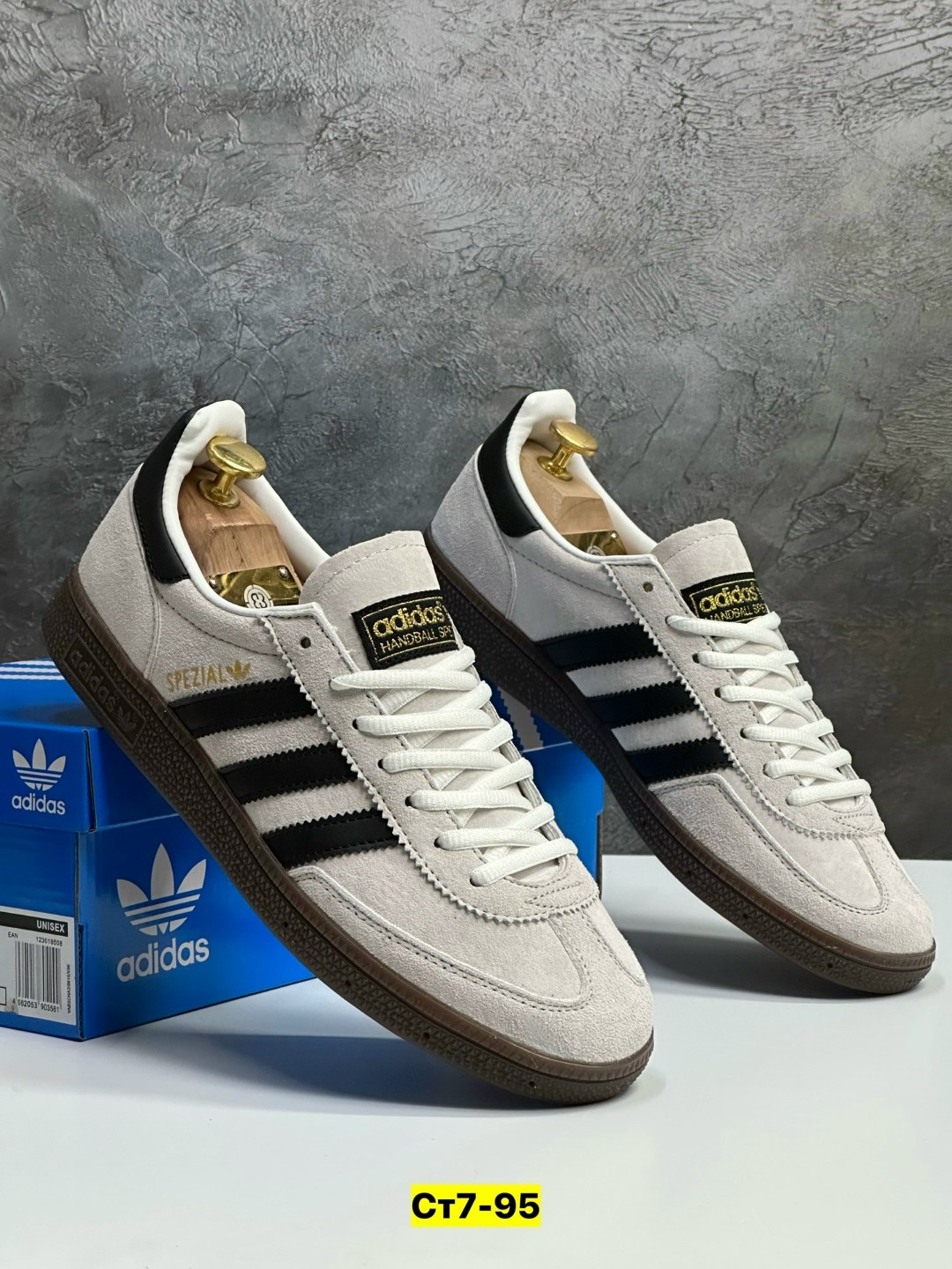 кроссовки adidas spezial,кроссовки adidas samba мужские,кроссовки adidas samba,кроссовки adidas,адидас самба кроссовки